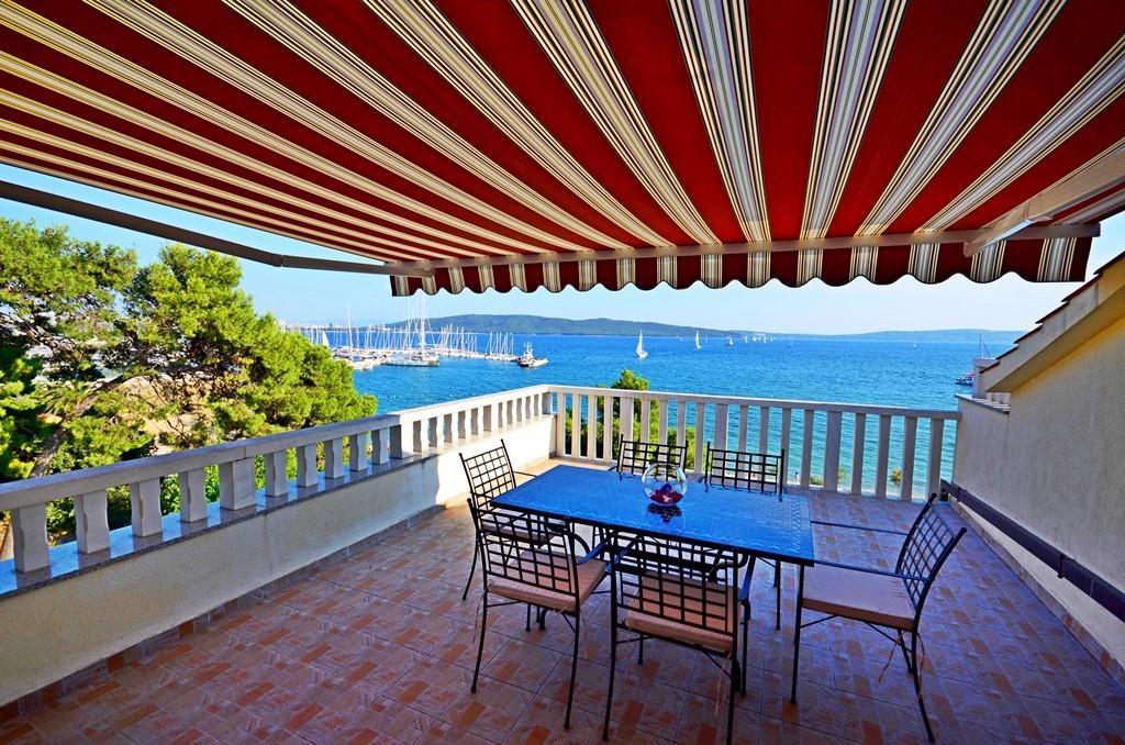 Apartment Luxury Cream Kastela Oda fotoğraf