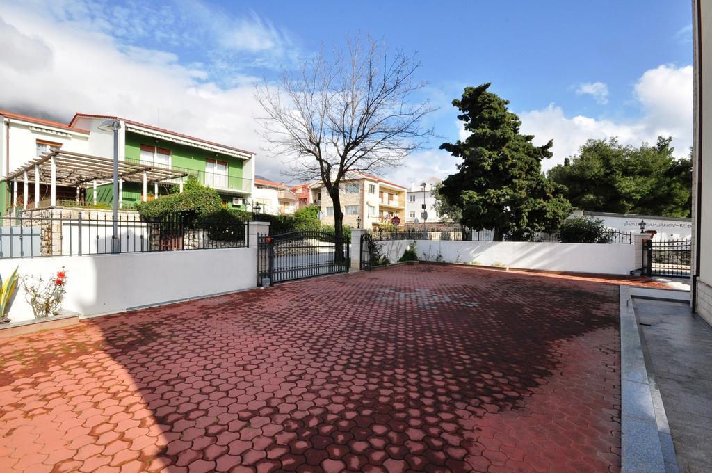 Apartment Luxury Cream Kastela Oda fotoğraf