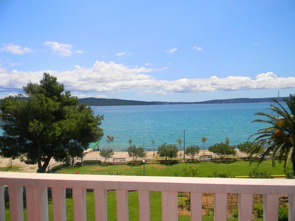 Apartment Luxury Cream Kastela Oda fotoğraf