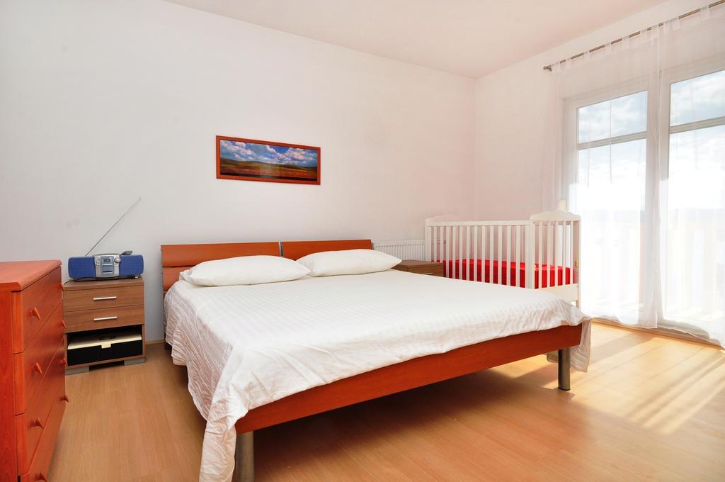 Apartment Luxury Cream Kastela Oda fotoğraf